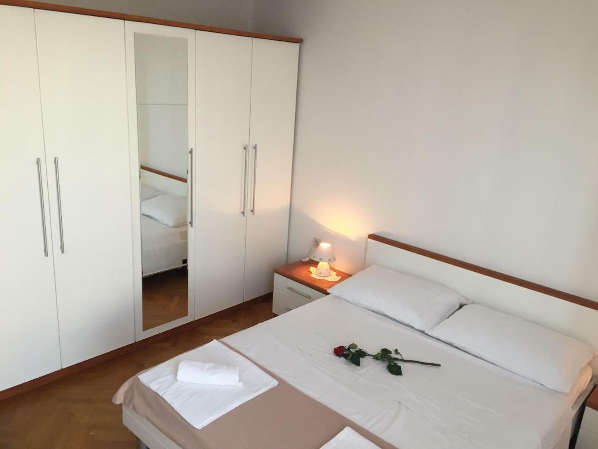Apartment Trstenik Split Luaran gambar