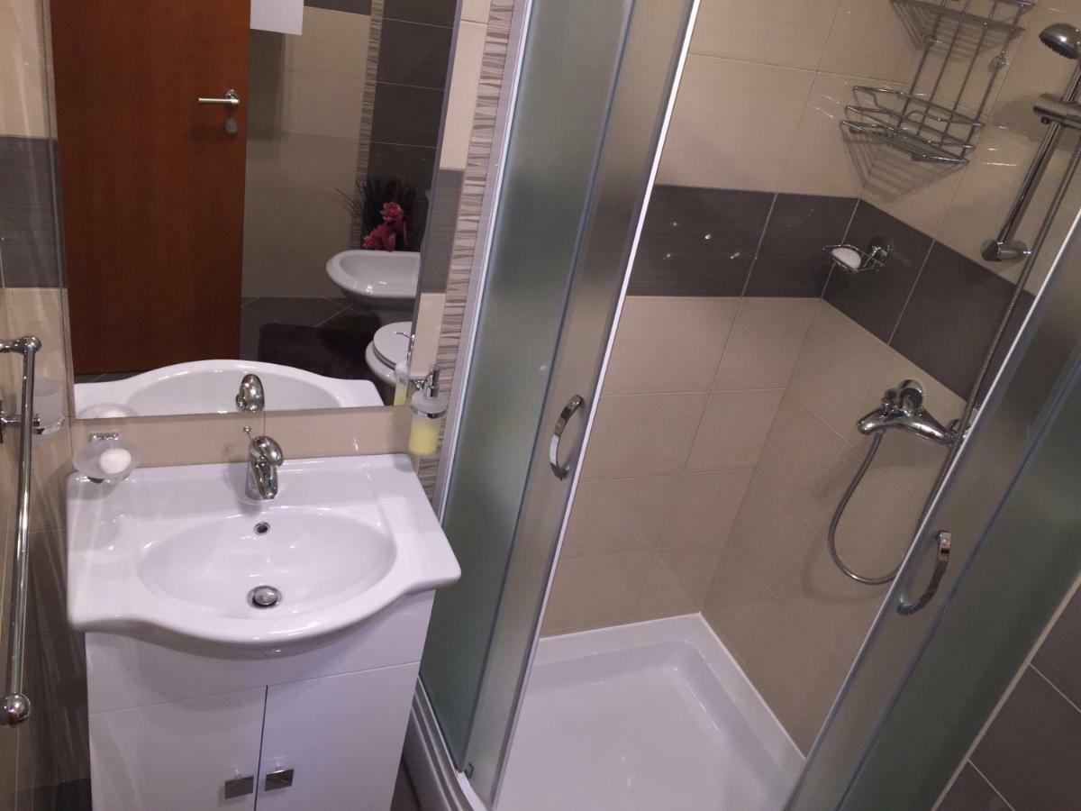 Apartment Trstenik Split Luaran gambar