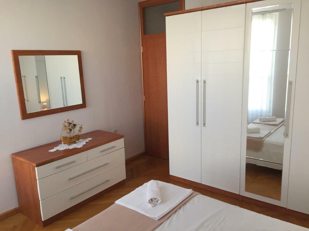 Apartment Trstenik Split Luaran gambar
