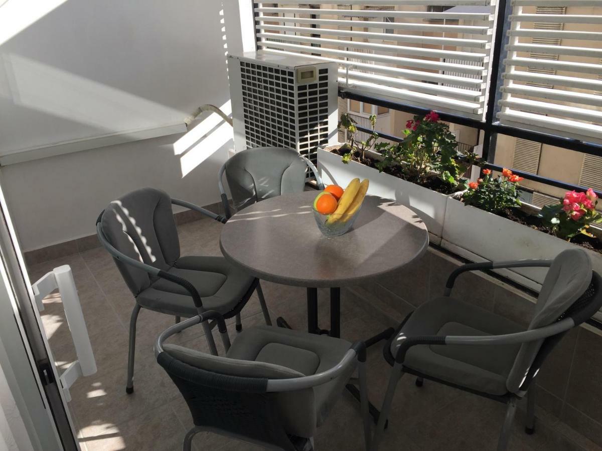 Apartment Trstenik Split Luaran gambar
