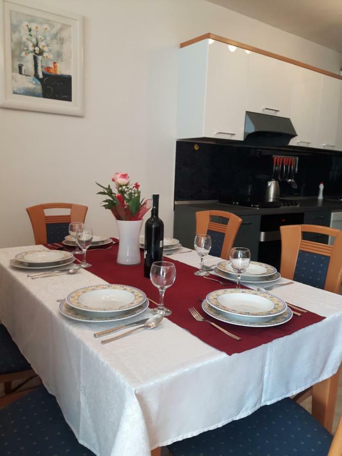 Apartment Trstenik Split Luaran gambar